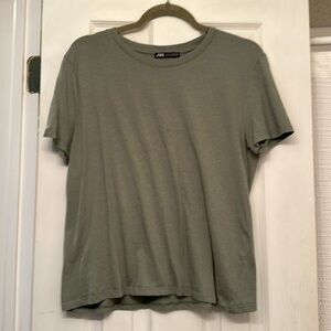 NWOT green Zara lounge t-shirt